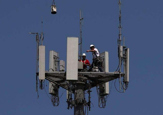 邊境通信基站設(shè)備安裝現(xiàn)場圖 - 廣西科毅光通信 邊境通信基站設(shè)備安裝現(xiàn)場圖 - 廣西科毅光通信